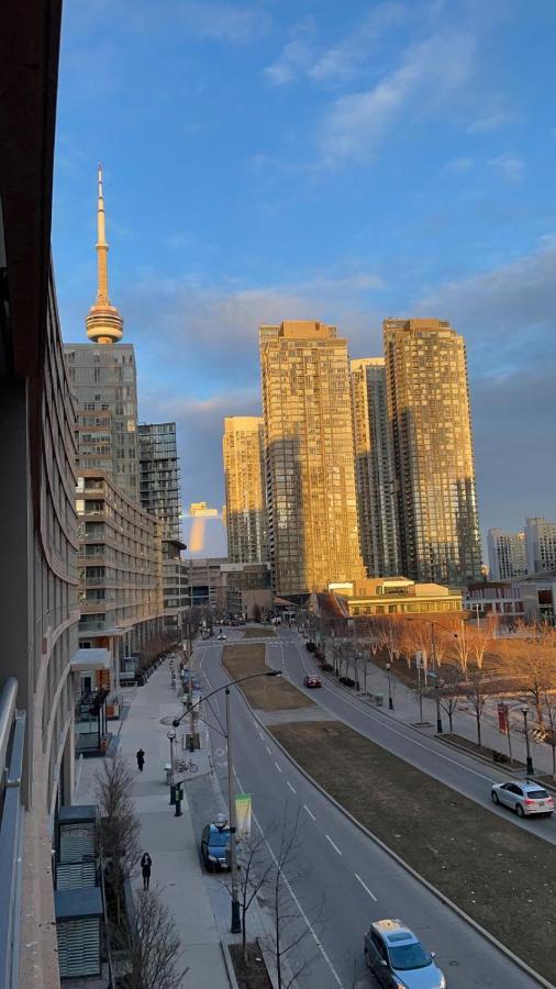 Toronto Downtown Luxurious Stylish 3 Bedroom 3 Bath 2 Balconies Near Rogers Centre Lakeview Condo Екстериор снимка
