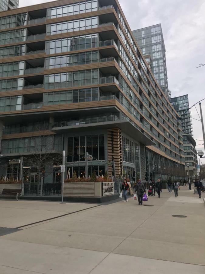 Toronto Downtown Luxurious Stylish 3 Bedroom 3 Bath 2 Balconies Near Rogers Centre Lakeview Condo Екстериор снимка